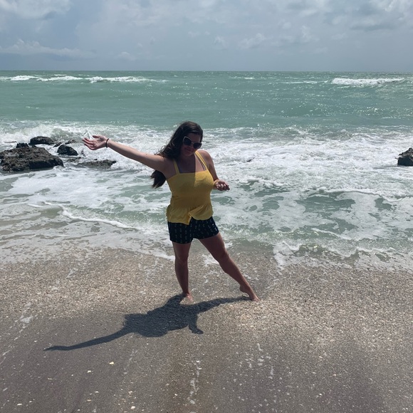 Meet your Posher, Rhiannon - Picture 1 of 1